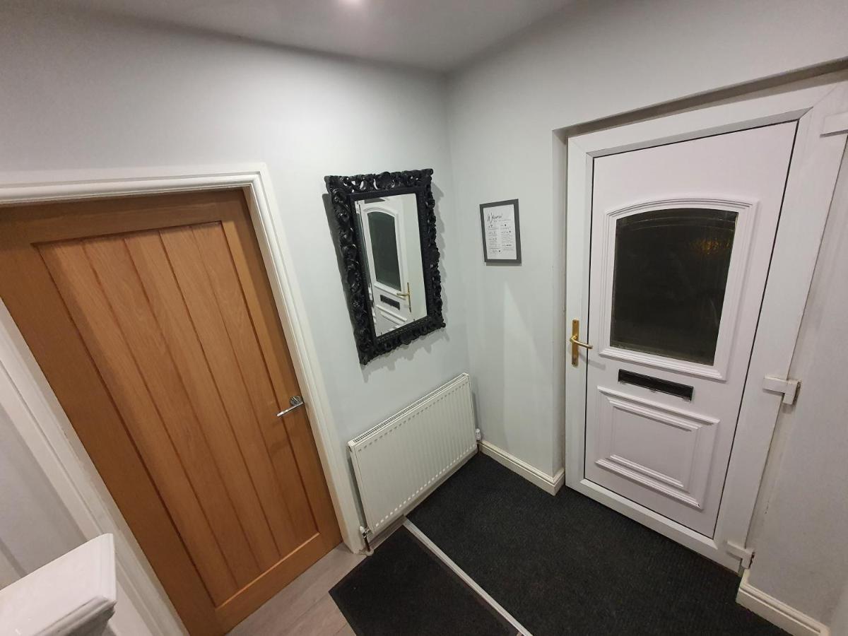 Whole House - 4 Bedrooms - Parking - Sleeps 8 Birmingham Esterno foto